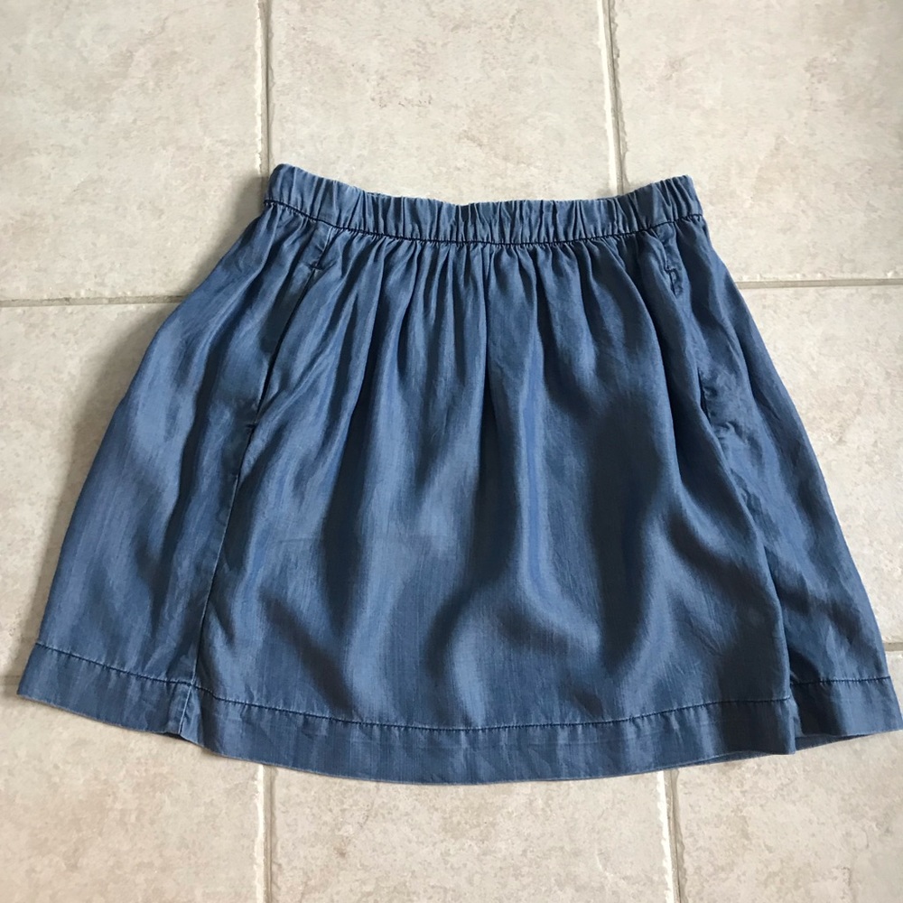 Gap chambray lightweight skirt